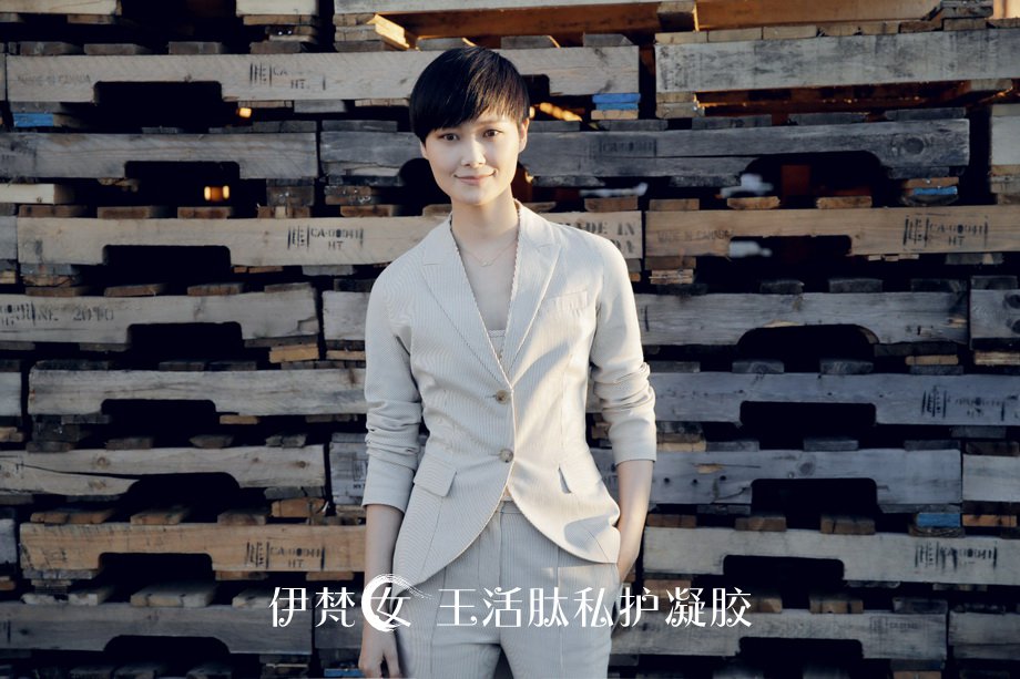 李宇春女人味渐浓，是啥让她这么吸引人